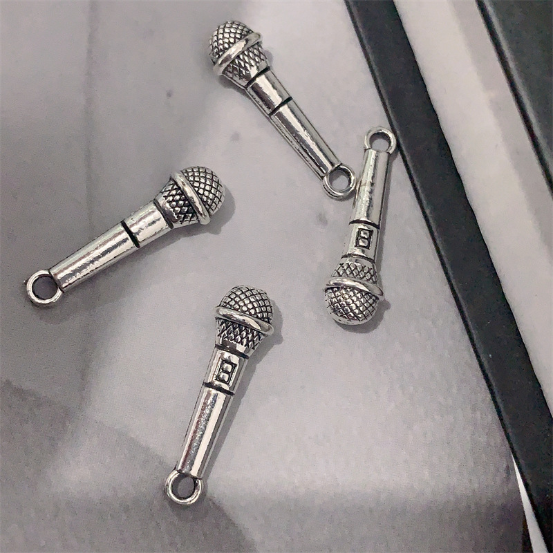 DIY zinc alloy jewelry accessories, retro microphones, microphone accessories, necklaces, keychains, pendants, handcrafted pendants Specification image