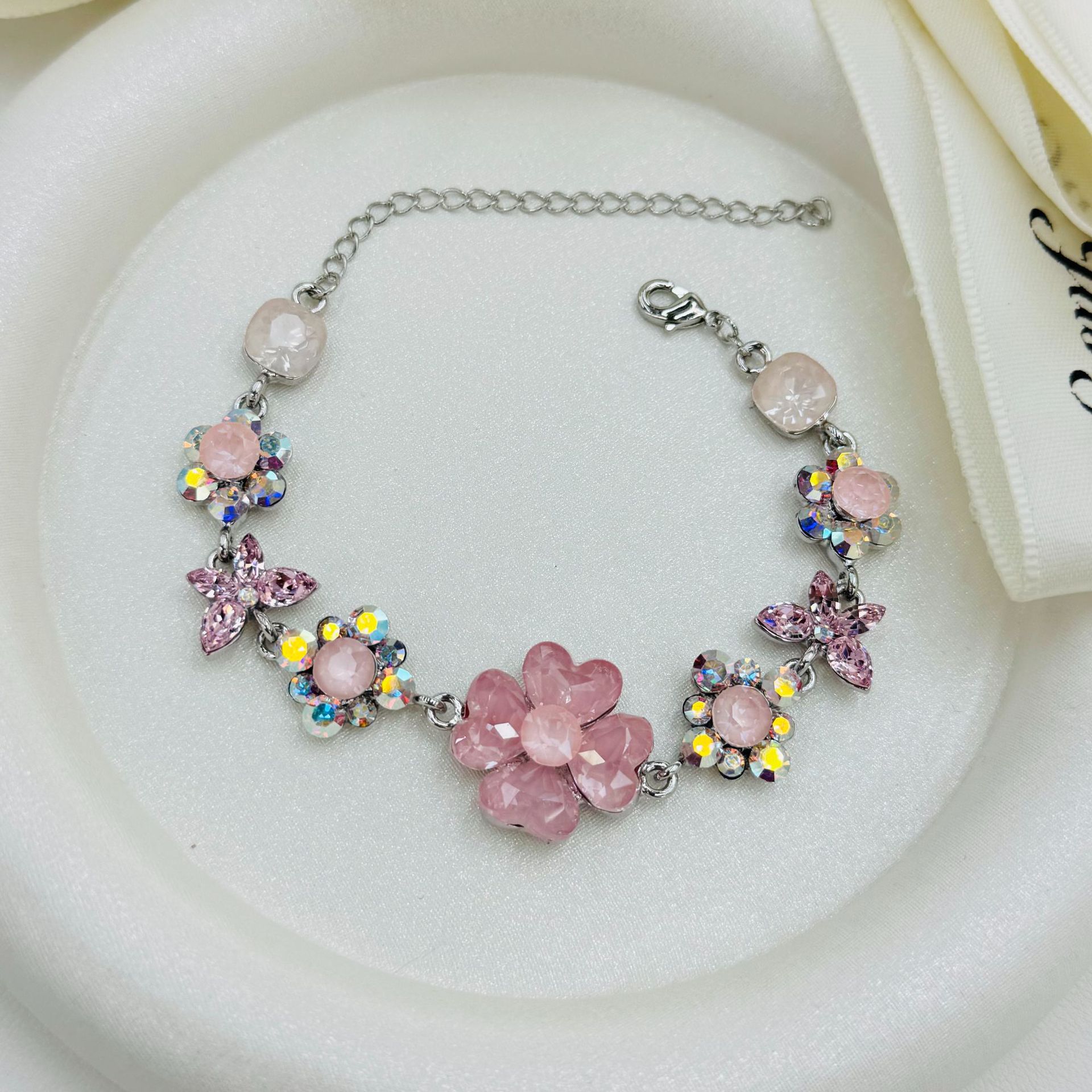 Purple crystal flower red string bracelet for women Specification image