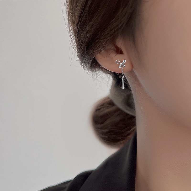 s925 sterling silver butterfly stud earrings for women, with a light luxury and high-end feel. Water drop tassel earrings, a niche, versatile and stylish look details Picture
