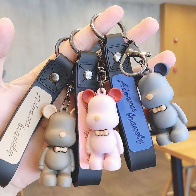 Violent bear, cute cartoon keychain, car key chain, boy student schoolbag pendant, female best friend's bag pendant details Picture