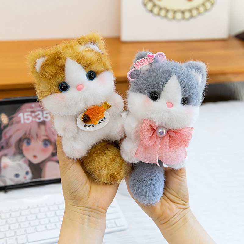 Cute scented pendant, cartoon plush toy pendant, little cat penguin keychain bag hanging, children's learning companion Application Scenario