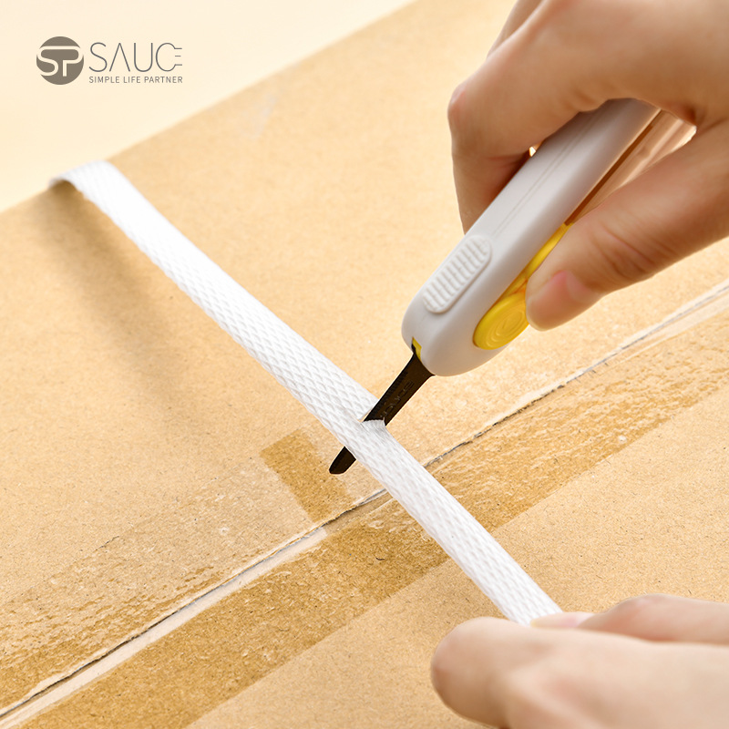 sp sauce Portable magnetic parcel opening knife, mini knife, box opener, bag opening learning paper cutter Application Scenario