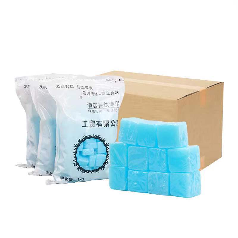 助燃家用干锅固体酒精膏商用火锅燃料耐烧酒精蜡固体态无烟酒精块白底实物图