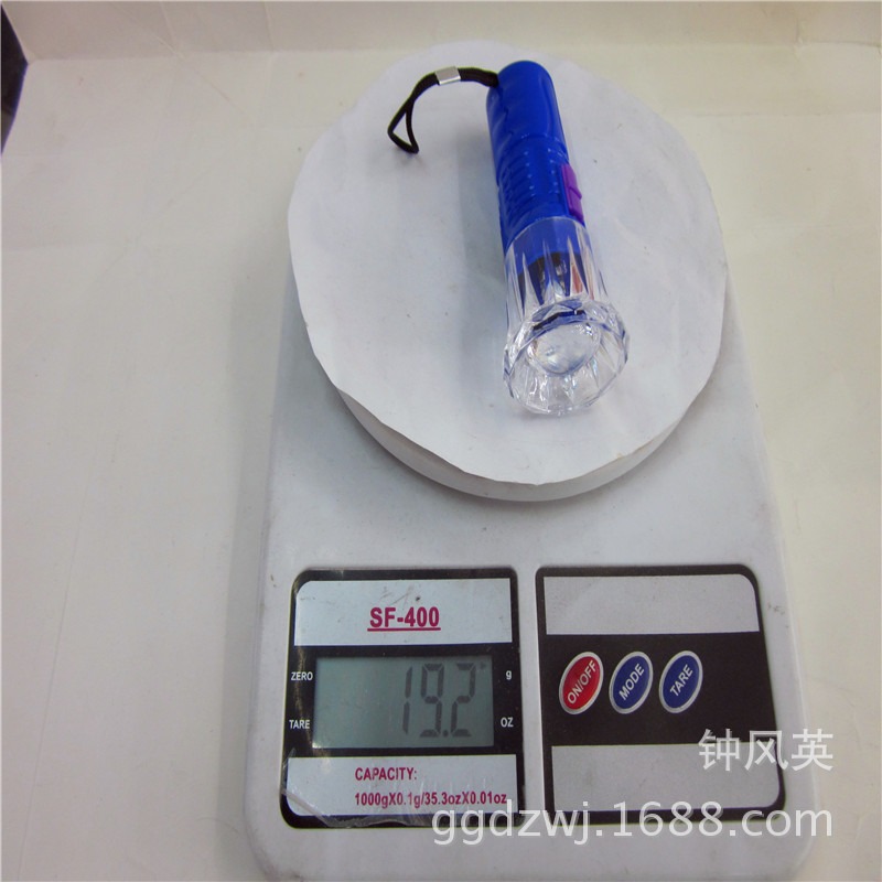 Mini small hand electric drill stone flashlight, replaceable electronic, convenient to carry, 7188 manufacturer wholesale Application Scenario