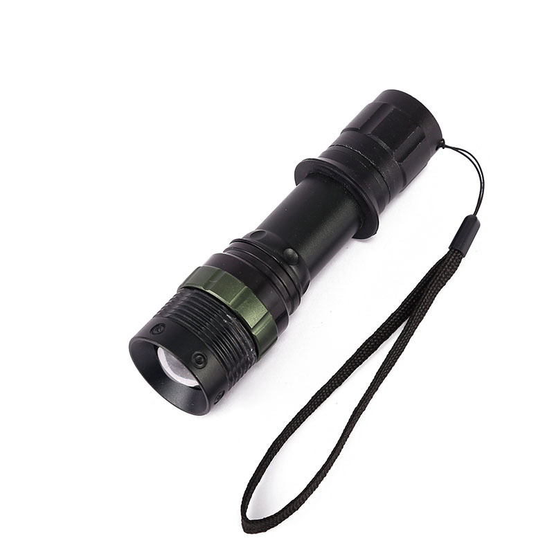 防身LED强光手电筒批发大功率远射电筒工厂变焦充电带提手手电
