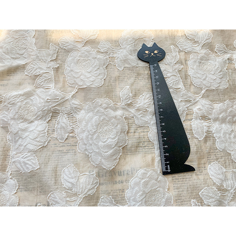 蕾丝面料实物图