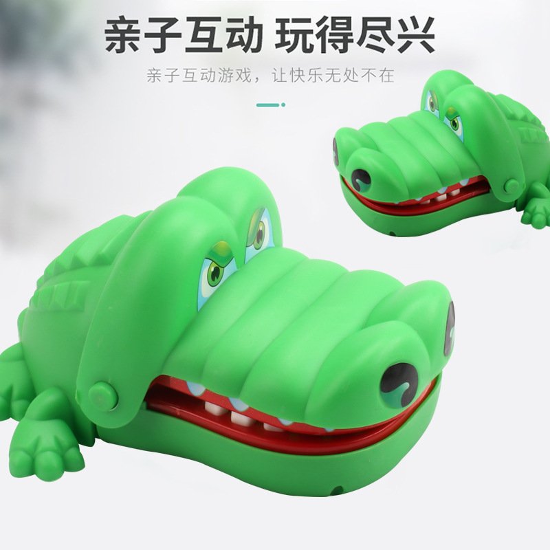 Wholesale of large crocodile finger-biting toys, shark tooth-pulling games, hand-biting crocodiles, parent-child and children's prank toys Application Scenario