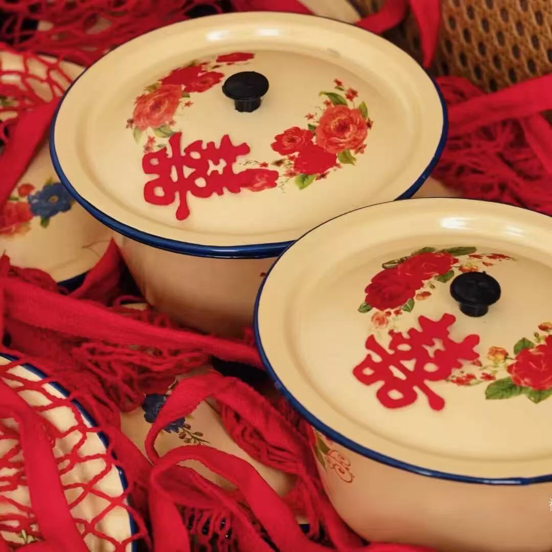 【 Non-】 Vintage souvenirs, nostalgic cakes, enamel basins, lard basins, covered enamel basins, washbasins, factory direct supply in stock Specification image