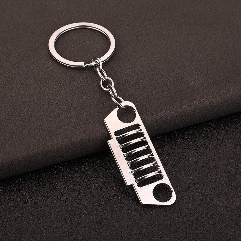 Wholesale of cross-border creative keychains, fashionable and trendy backpack accessories Specification image