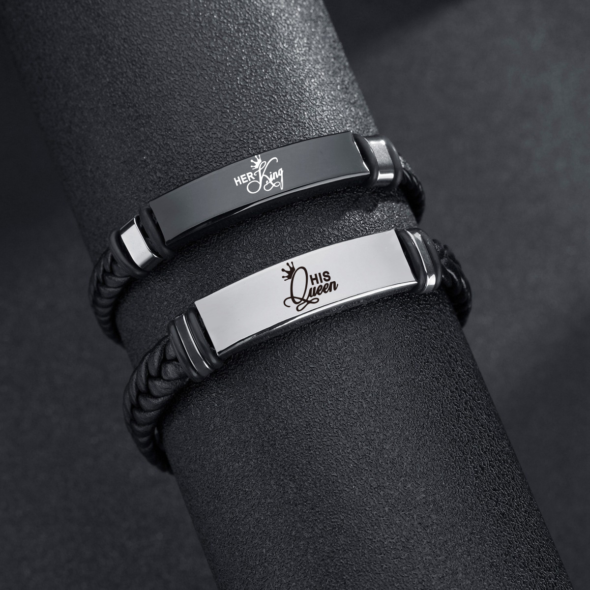 New cross-border Amazon products from Europe and America are now available: stainless steel simple bracelet, couple's leather hand-woven fashionable wristband Application Scenario
