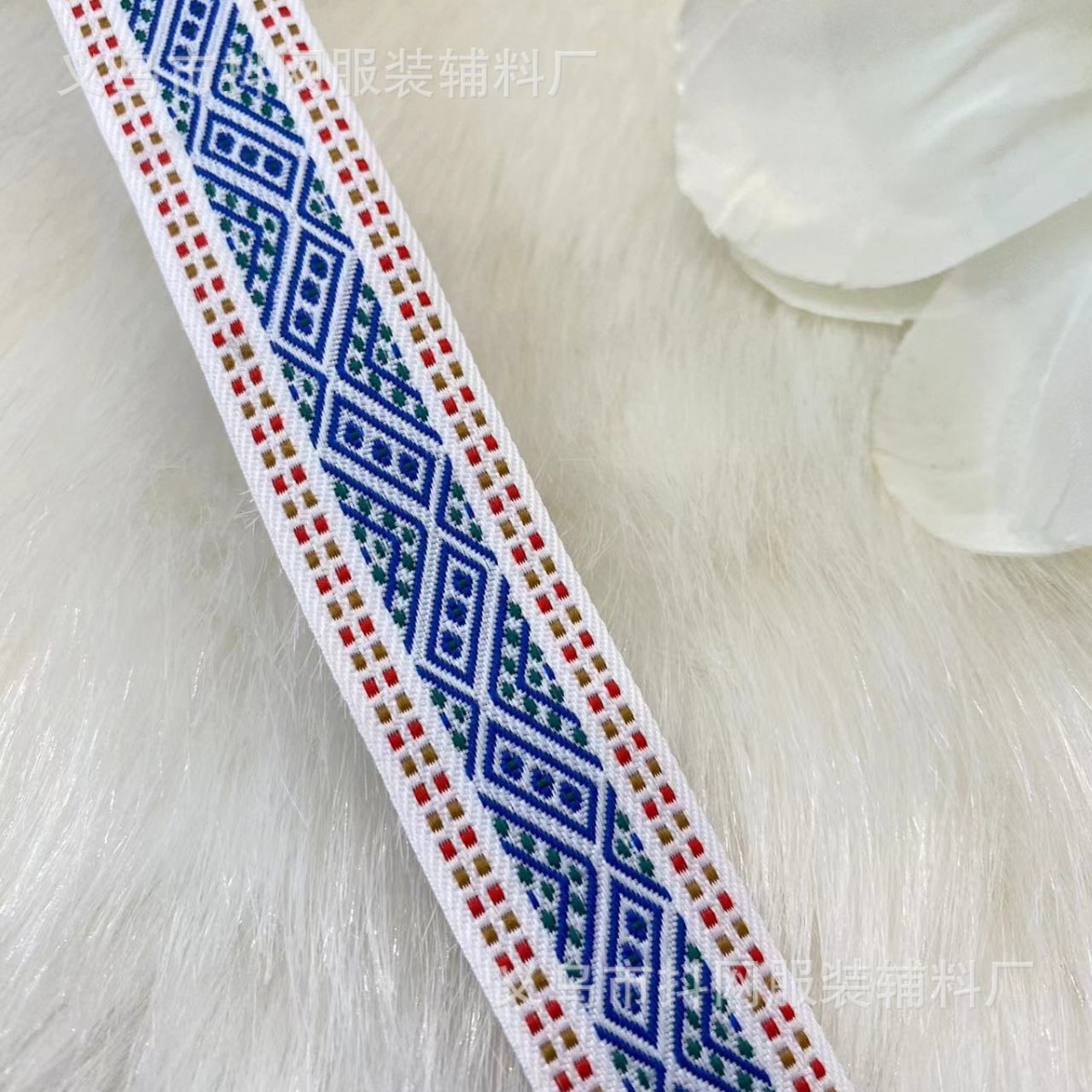 2.5-3.0 cm ethnic-style jacquard ribbons, ethnic woven ribbons, minority costumes and accessories for performance costumes Application Scenario