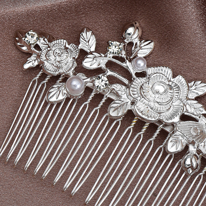 Amazon's best-selling European and American bride hair combs, floral ancient style, Chinese pearl insert combs, and fashionable alloy headwear Item Picture