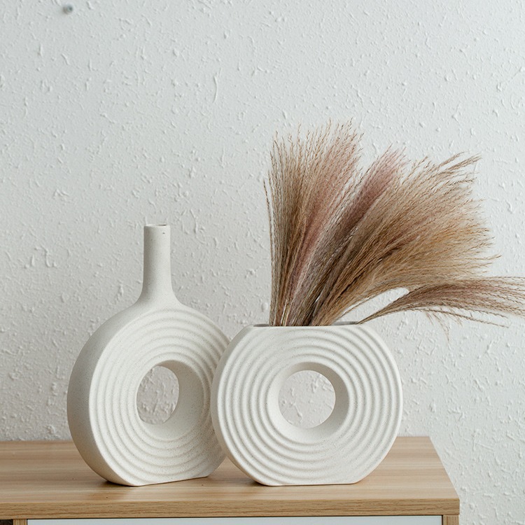2026 New style flower arrangement, creative unglazed vase, hydroponic home decoration piece, ins style, high appearance level, flower vases, Nordic high-end ceramic details Picture