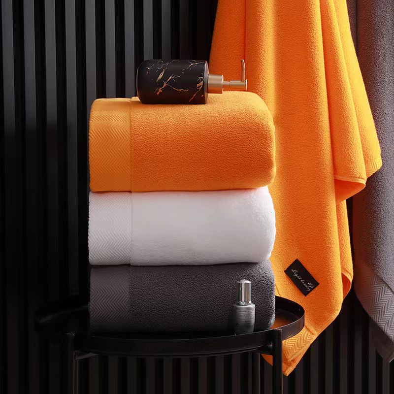 Pure cotton Class A towel, bath towel 80*160cm, 800g, soft, absorbent, company gift, embroidered, absorbent and quick-drying Application Scenario