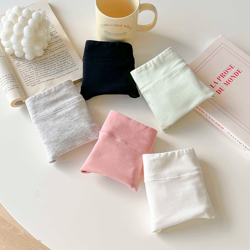 60S Xinjiang cotton pure cotton underpants, women's hip-hugging flat-leg pants, comfortable high-elasticity mid-waist all-cotton crotch women's four-corner pants Application Scenario