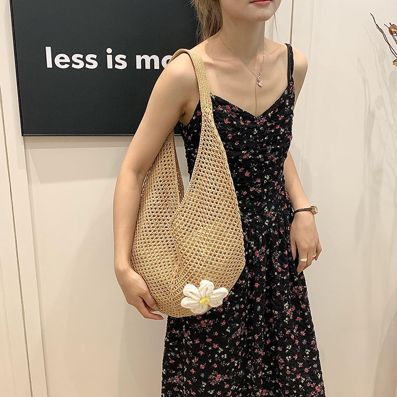 Cross-Border Woven Bags, Summer Hand-Woven Women's Bags, New Single-Shoulder Bags, Large-Capacity Tote Bags, Beach Vacation Crossbody Straw Woven Bags, Crossbody Tote Bags, Woven Bags