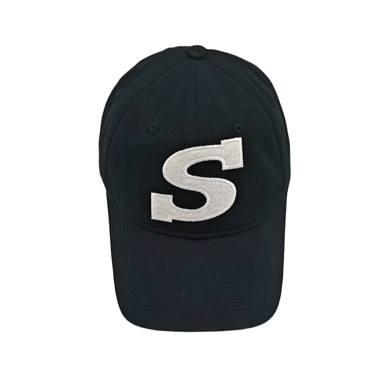 New letter S baseball caps for both men and women, all-season sun protection baseball caps with applique embroidery, factory small batch sampling Item Picture
