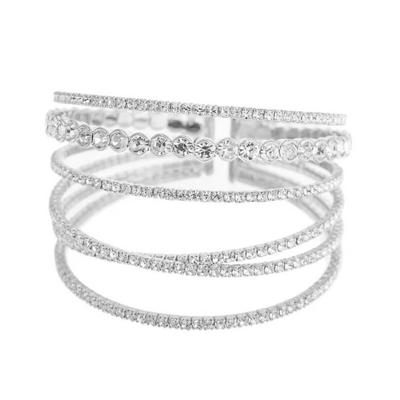 Super dazzling diamond claw chain bracelet for party gatherings, 2-row gold coin claw cross opening bracelet, 4-row and 6-row multi-layer jewelry, popular water diamond jewelry from Europe and America cross-border Application Scenario