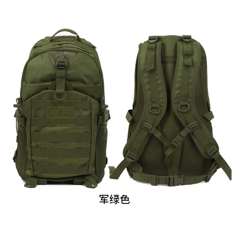 战术双肩背包实物图
