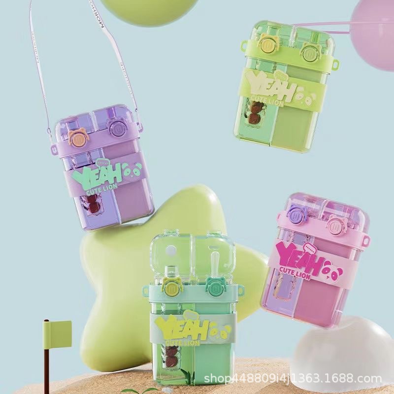 Large-capacity double-drinking cups with compartments, children's water cups, student drinking cups with straws, cartoon outdoor portable cups, water bottles details Picture