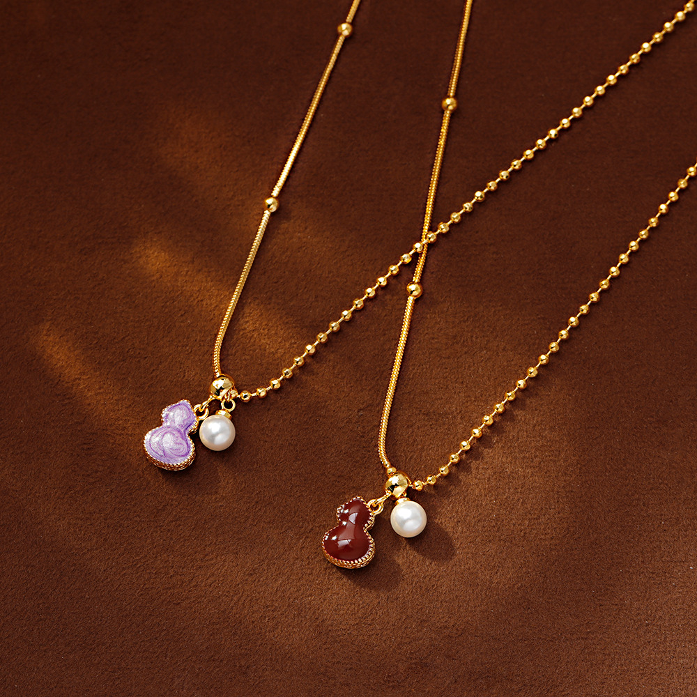 Hyacinth enamel pearlescent purple mother-of-pearl double-sided gourd pendant necklace, a best-selling female Douyin necklace, 2025 new style collarbone chain