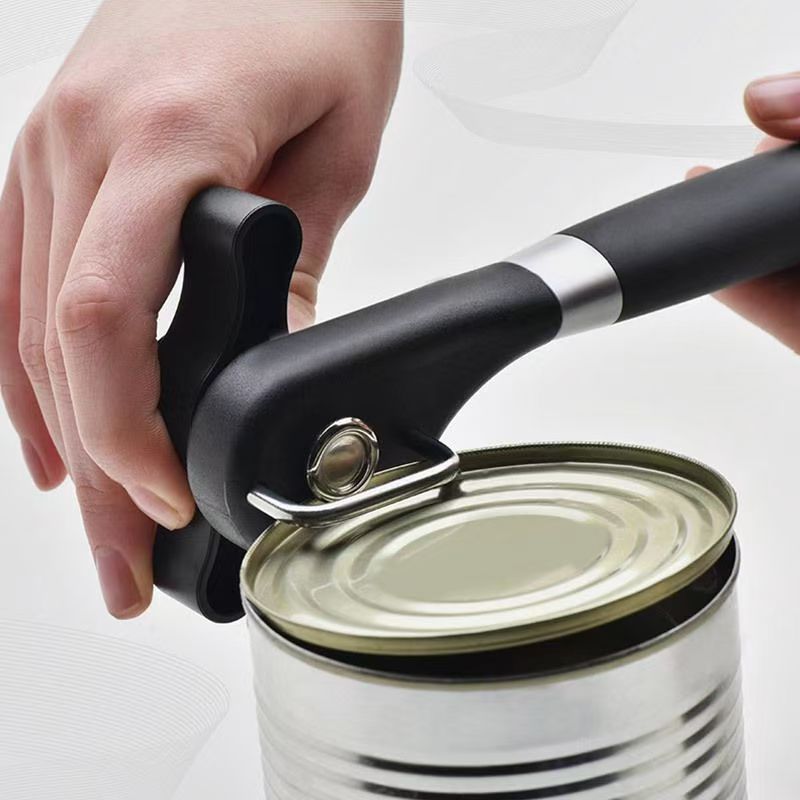 Wholesale stainless steel manual can opener, simple bottle opener, tin can opening tool, kitchen lid magic weapon Application Scenario