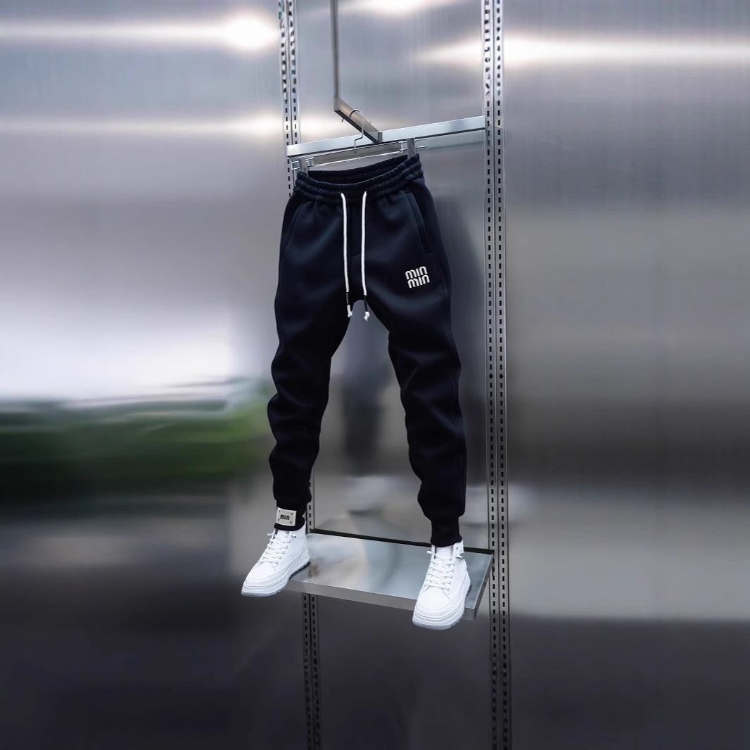 Trendy men's solid-color sports sweatpants, simple embroidered patchwork tight-fitting Harem pants, elastic elastic waisted skinny pants Application Scenario