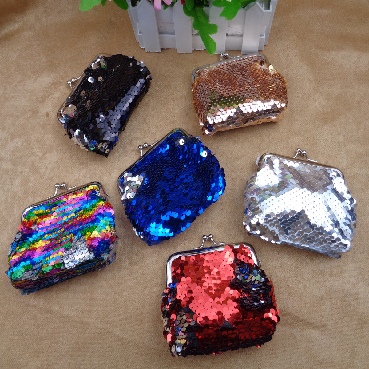 厂家直销新款双面亮片零钱包 硬币包  3寸鱼鳞片夹子包 多色