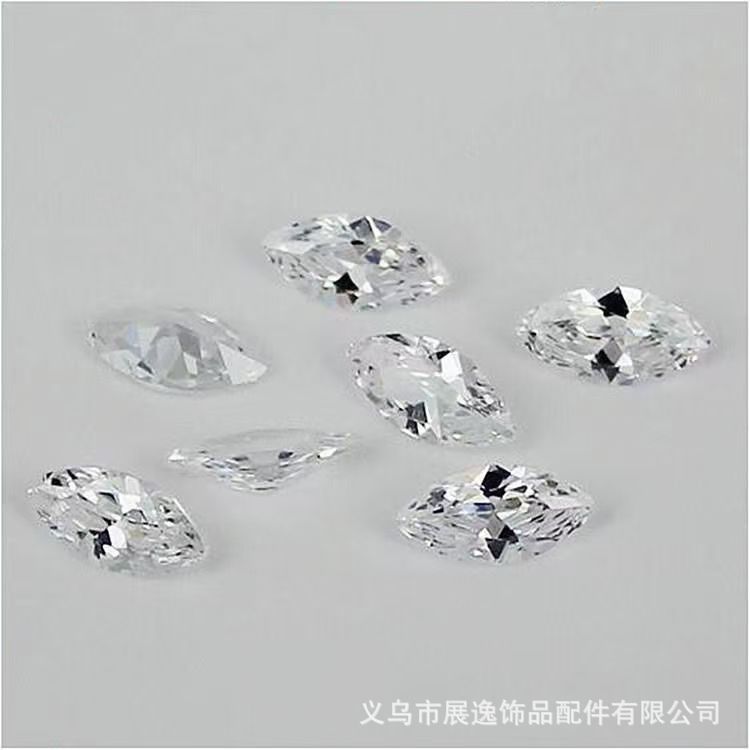 The new nail accessory is a dazzling white pointed-bottom zirconia solid color versatile nail accessory ring Specification image