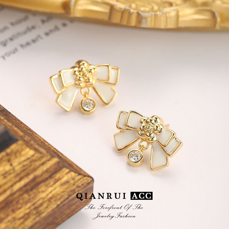 Camellia bow classic C pendant earrings, ins enamel stud earrings, light luxury tassels, ins style details Picture