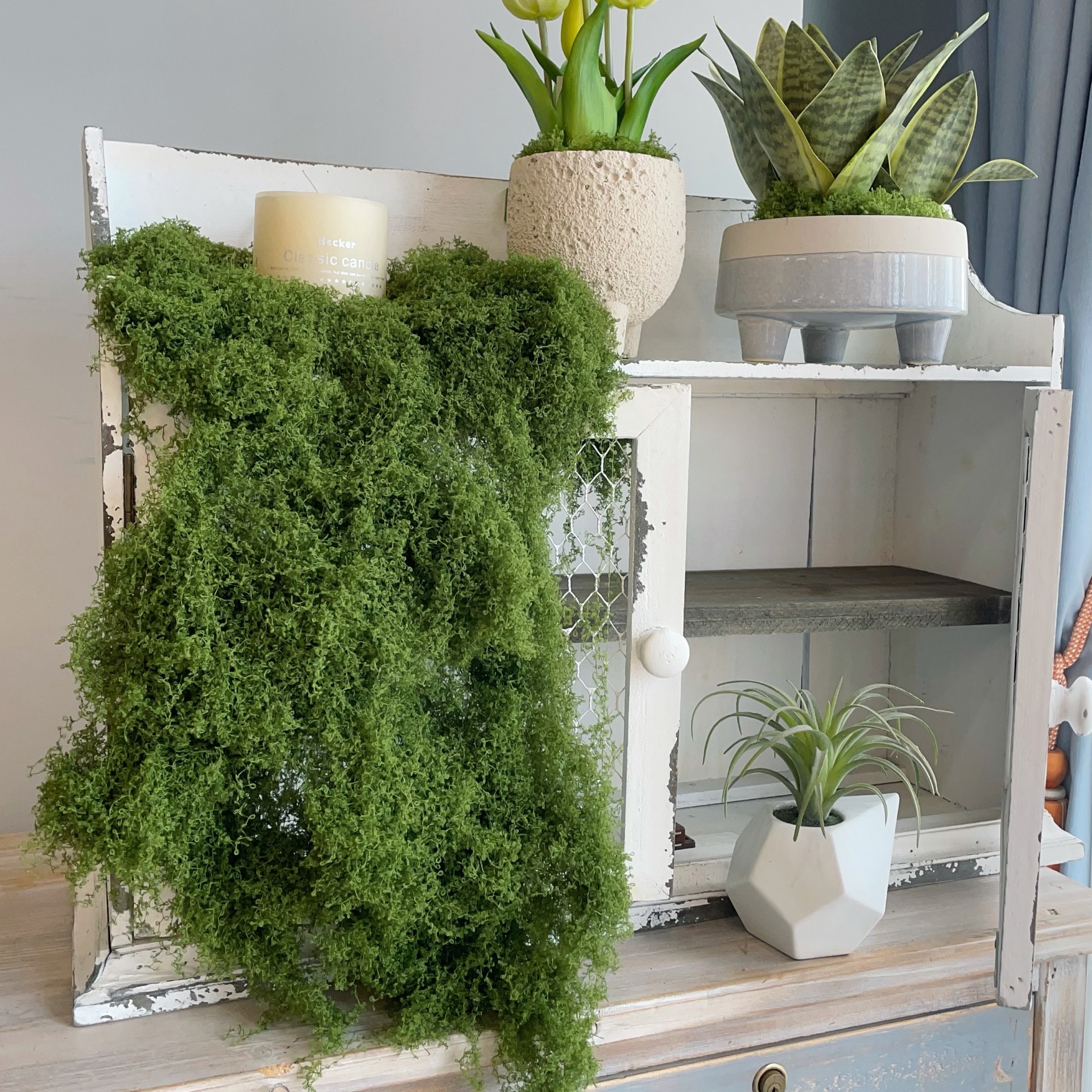 Factory direct sales of artificial moss wholesale, artificial plant hair moss blocks, home decoration hair stones, window display fake stones Specification image