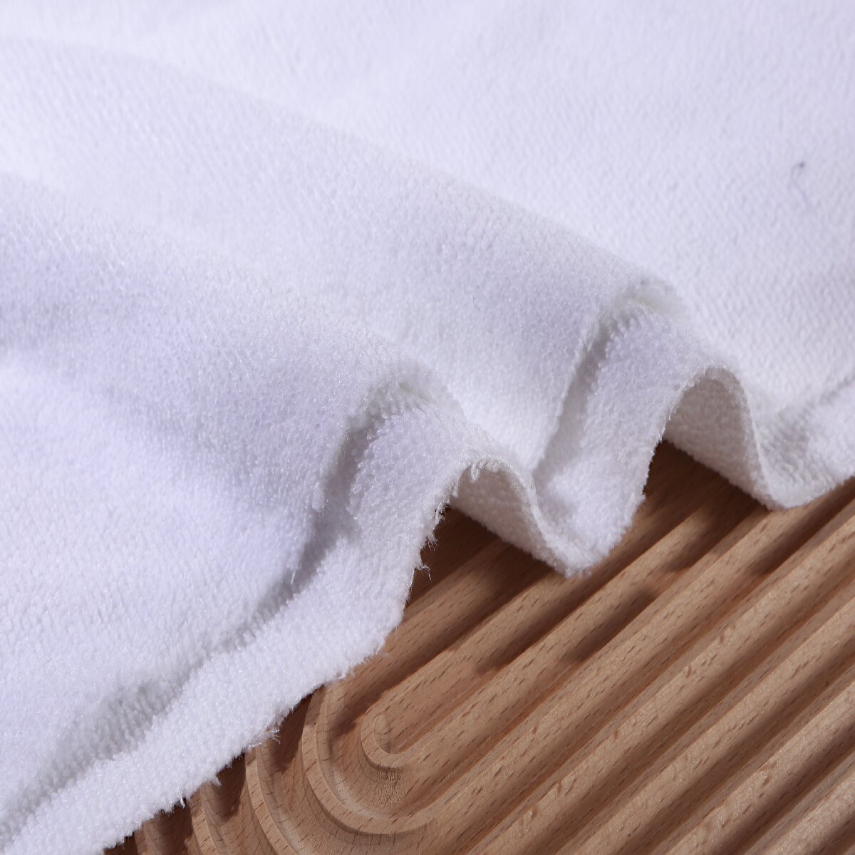 RPET recycled polyester 150D towel fabric, heat transfer sublimation pure white towel fabric 320gsm, water-absorbing and non-shedding Application Scenario