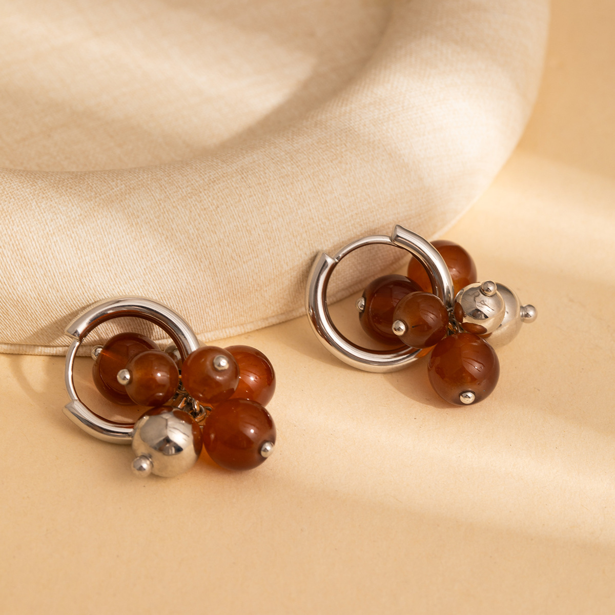 Vacation-style atmosphere, unique and niche design, whitening earrings, blueberry crystal, silver beads, beaded tassels, stud earrings for women Application Scenario