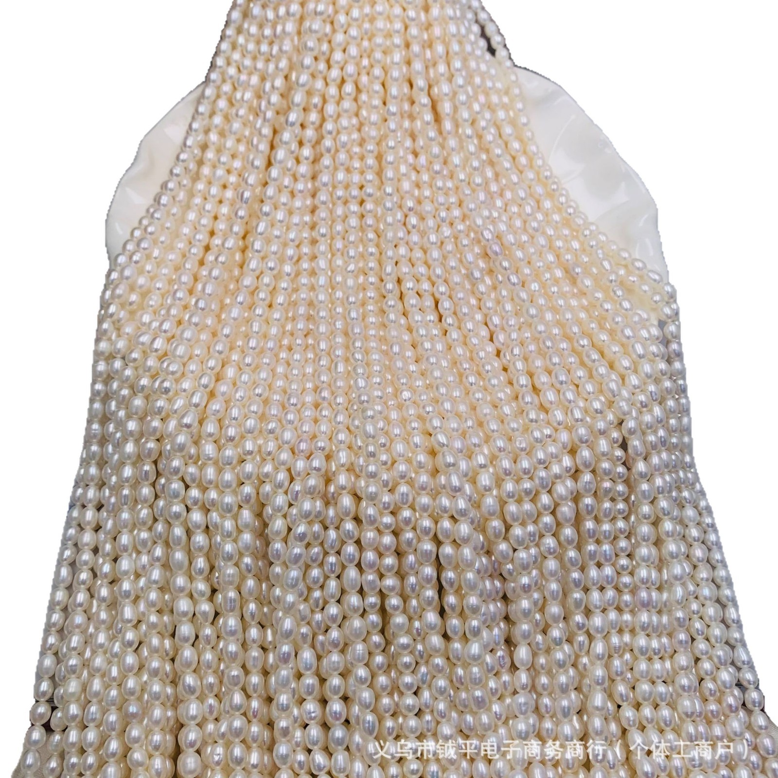 4-5mm米珠天然淡水珍珠半成品串链小珠链diy项链批发白底实物图