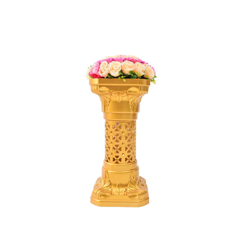 The stage props and ornaments for the wedding hotel are placed with golden plastic Roman Columns and leading decorations, measuring 32.5*32.5*91cm Item Picture