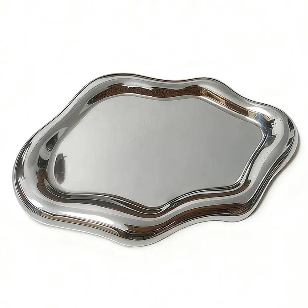 Single-layer light luxury cloud plastic jewelry storage tray, perfume display, entrance key storage ornament Item Picture