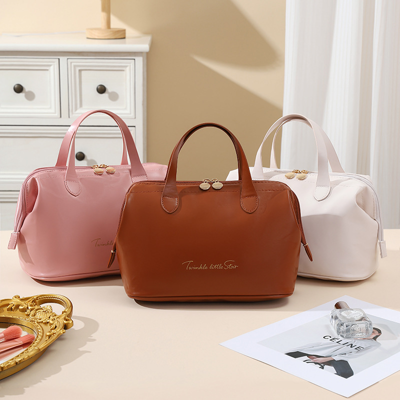 New handbag, fashionable PU storage bag, French storage bag, high appearance level for travel, large-capacity cosmetics and toiletry bag Application Scenario