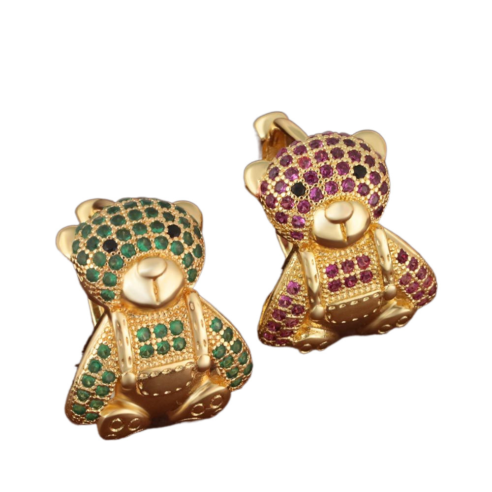 This is a popular and unique 18K gold-plated zircon bear opening decoration for girls in Europe and America. It is cute and versatile on Instagram Item Picture