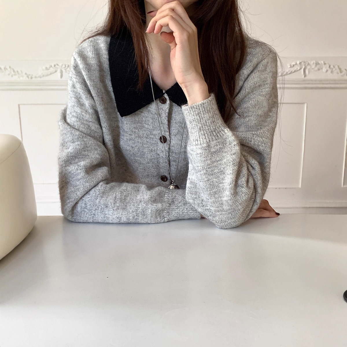 Weisong Clothing's 2025 new Korean-style casual and versatile knitted cardigan jacket with contrasting colors details Picture