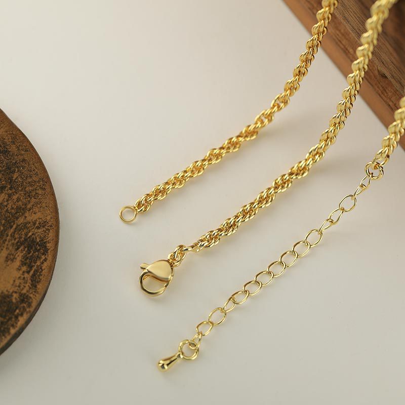 Best-selling copper-plated twisted chain finished products, collarbone necklace, tassel chain, pendant accessories, necklace chain, tail chain details Picture