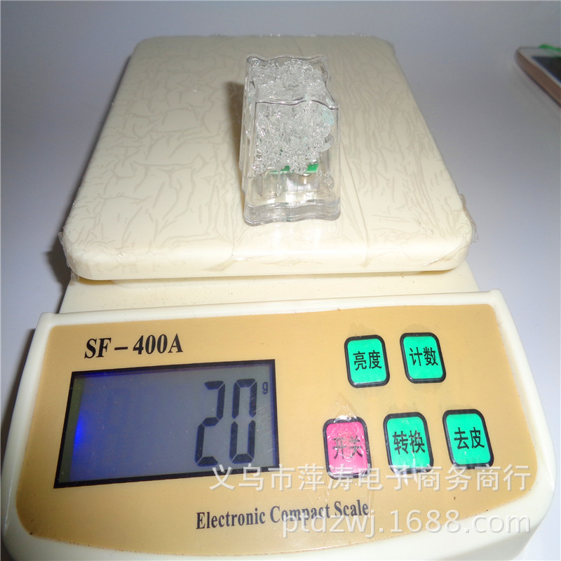 Seven-color luminous sensor ice cubes, birthday bars, dance halls, KTVS, touch night lights that light up when exposed to water, wedding gifts Item Picture