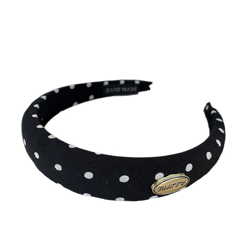 Christmas style phoenix crown and red robe headband headwear. The headband material is fashionable and versatile. The headband accessory is a novel design for girls and adults Item Picture
