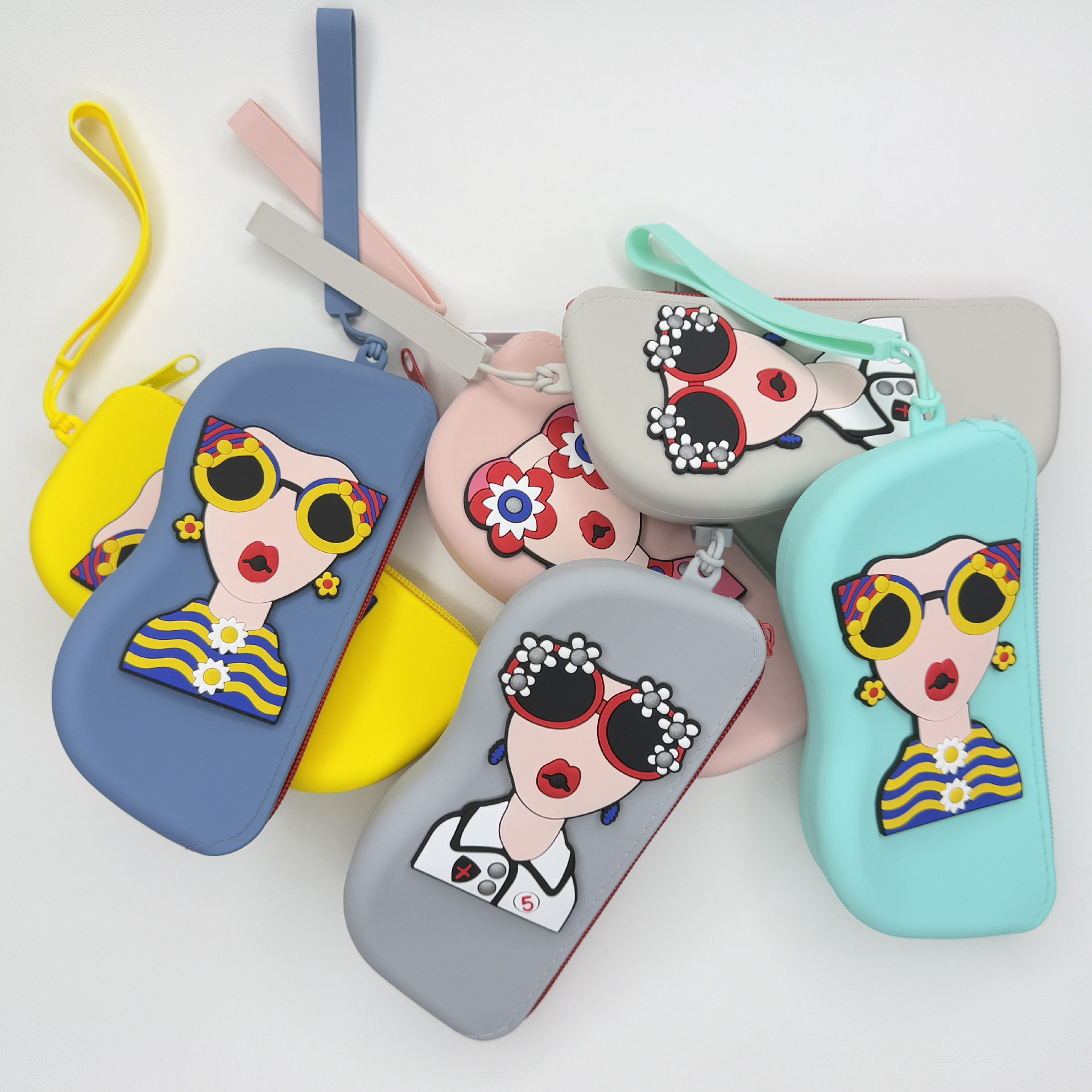 可爱墨镜收纳袋随身便携眼镜盒收纳包防摔硅胶收纳袋可挂眼镜包女                              