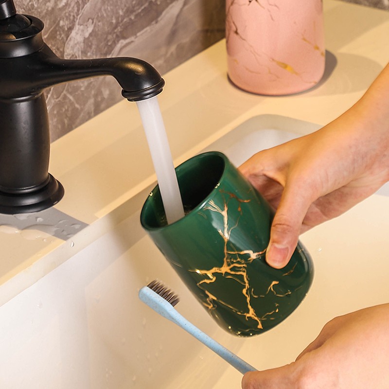 Simple and creative couple washbasin cups, home bathroom ceramic toothbrush cups, marble-patterned handless mouthwash cups Specification image