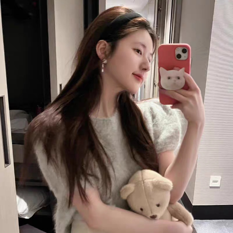 The 2025 new style of Liu Yifei's high top satin sponge hairband, high top black hairpin headband for women Specification image