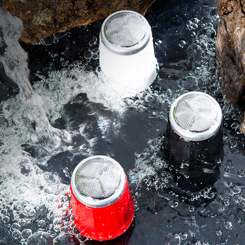 Cross-Border Mini Shavers, Razors, Men's Electric Portable Full-Body Washable Rechargeable Beard Wholesale details Picture