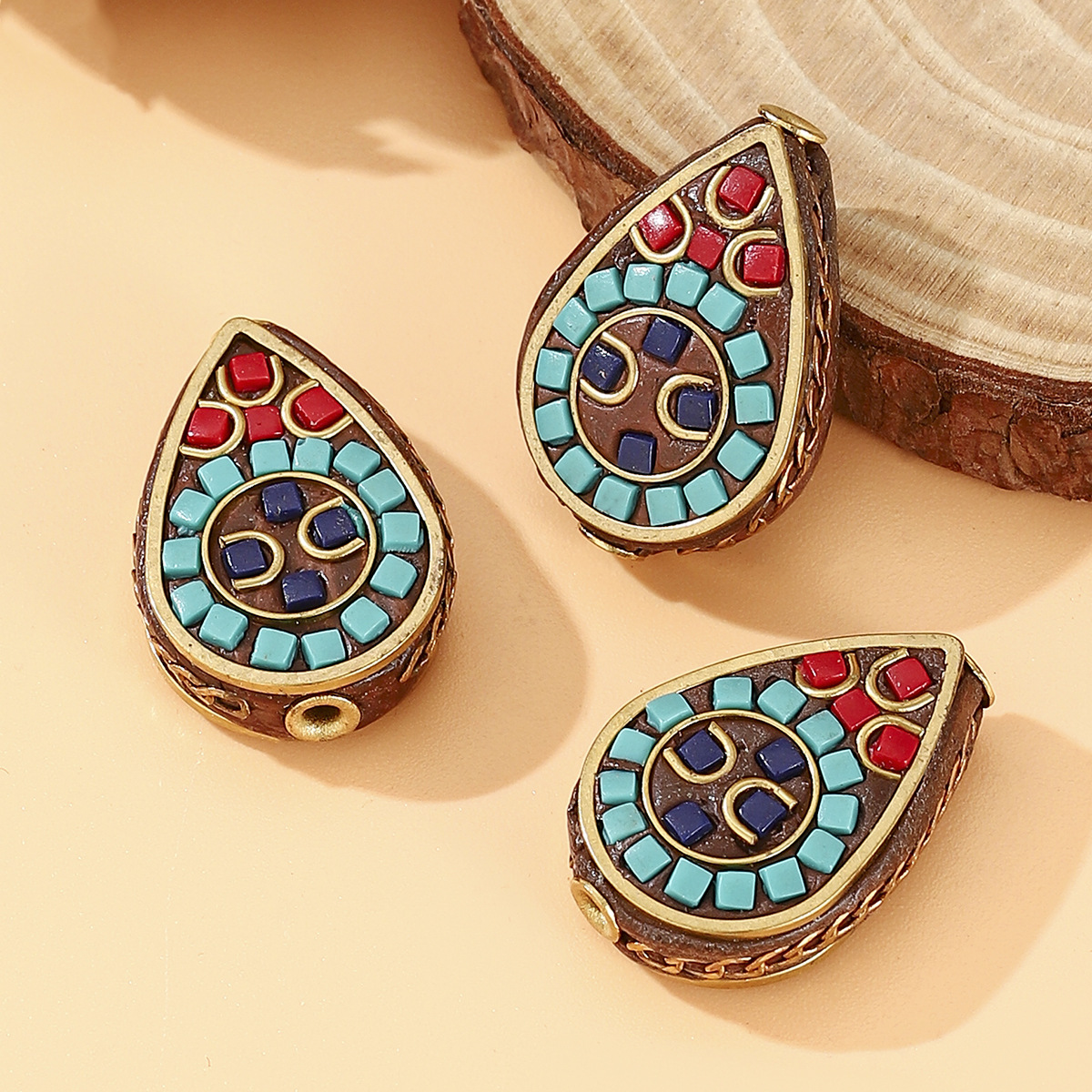 Nepalese Bohemian-style hand-inlaid copper bead pendant, ethnic style DIY jewelry accessory, retro bucket bead