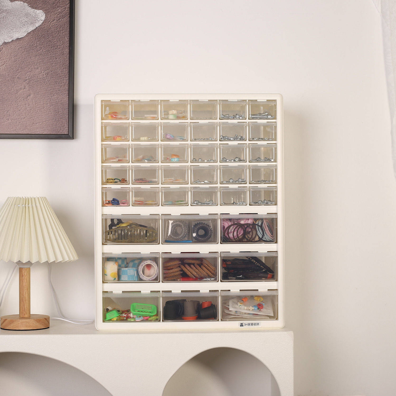 Drawer-type parts box storage cabinet box, household compartmentalized plastic transparent tool box, storage material box, large capacity Application Scenario