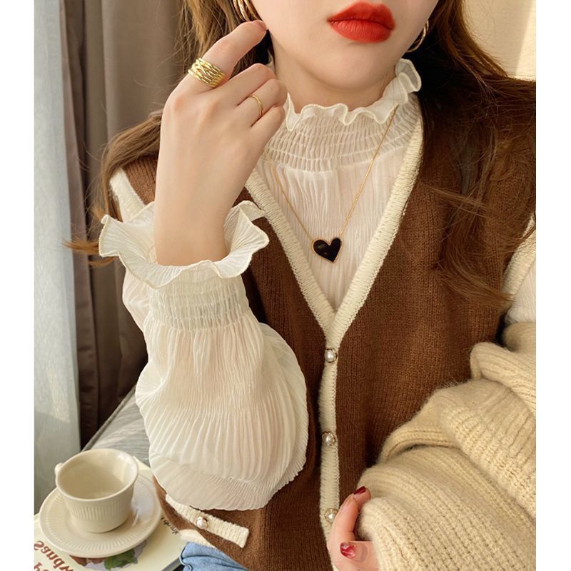 A stand-up collar apricot lace base layer shirt for women's Spring and Autumn 2024 new style, with fleece inside paired with chiffon shirt and black ear lace top details Picture