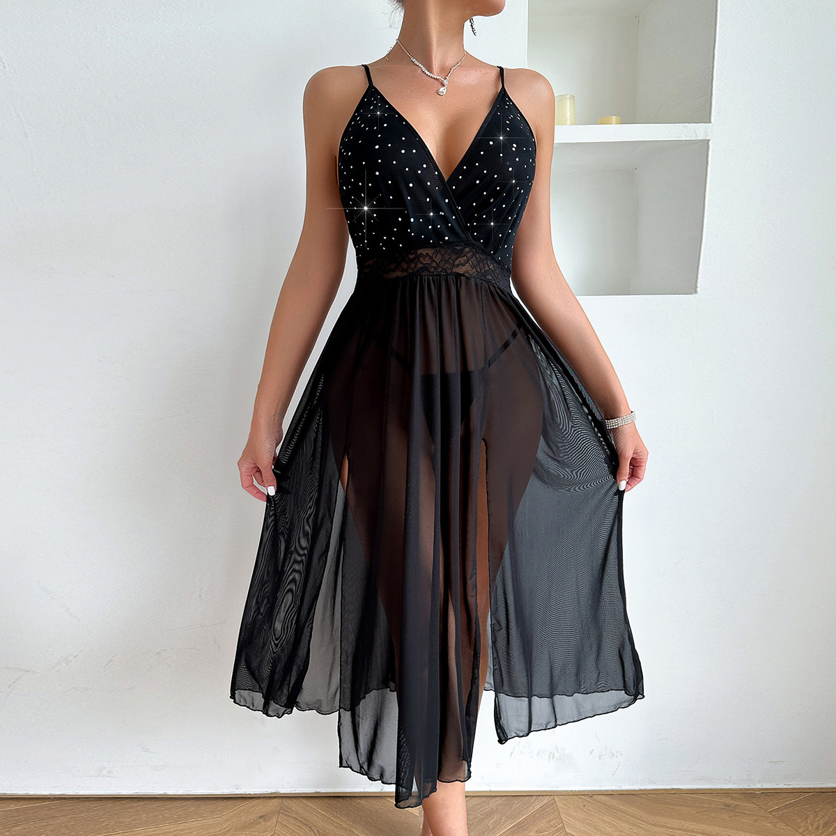 Feiyun Cross-border European and American see-through Cross beautiful back pajamas with hot diamond deep V lace mesh, sexy long sleeping dress 713 Application Scenario